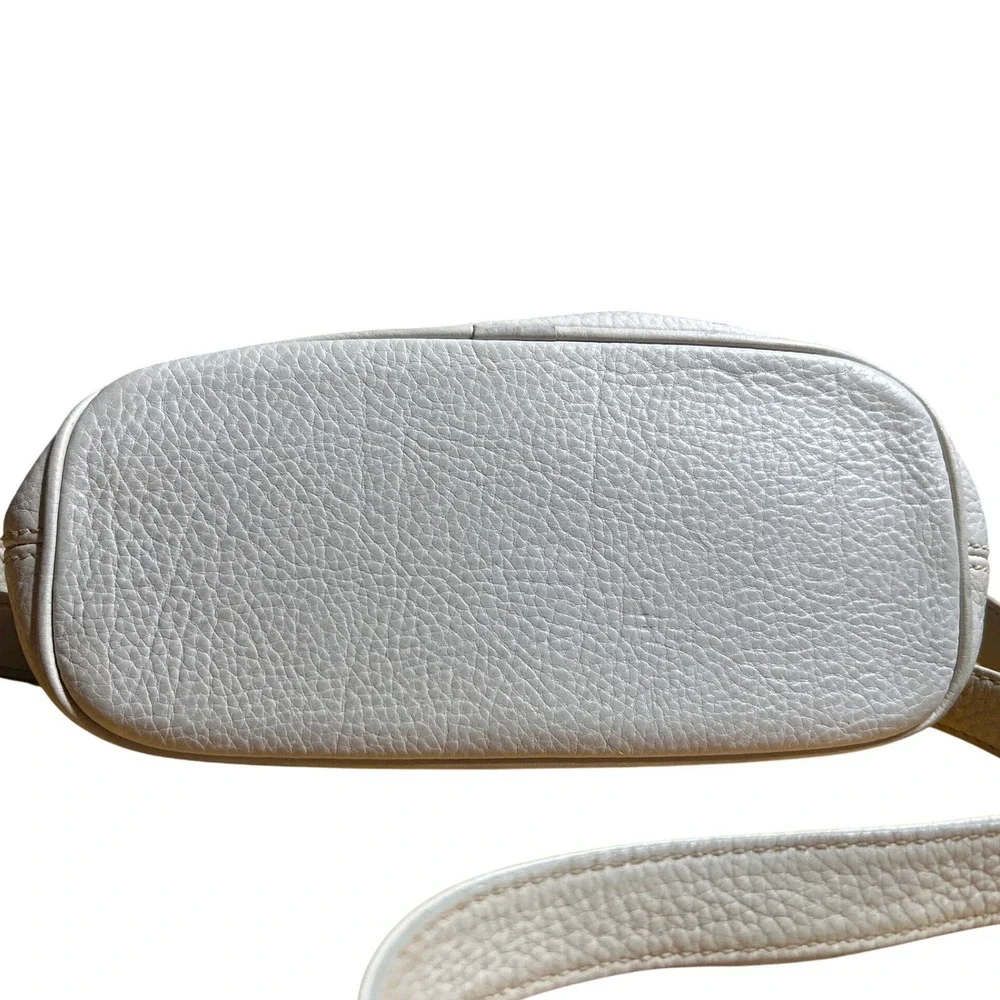 Coach compact companion